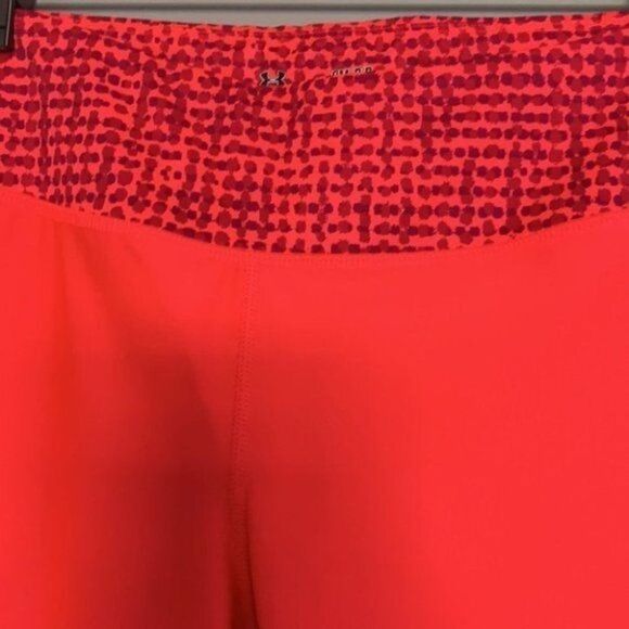 Under Armour Women Neon Capri Leggings Size SM/P/P - Picture 2 of 7